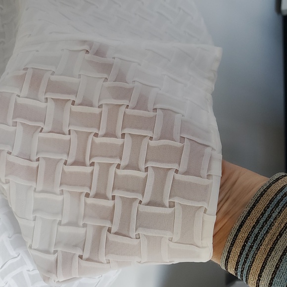 Sz 0 and 8 NWT $1595 Partow Boxy textured Semisheer top